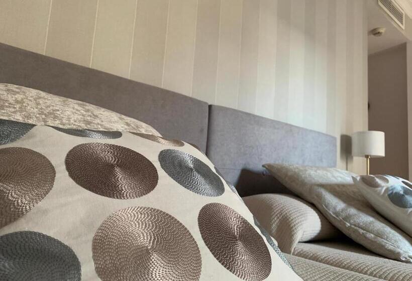 Benabola Hotel & Suites