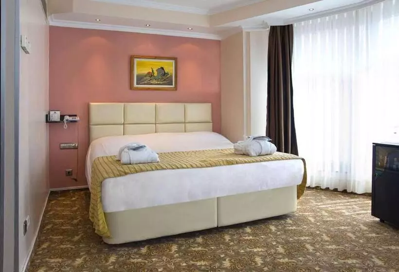 Hotelli 2000 Kavaklidere