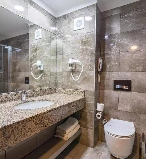 Hotelli 2000 Kavaklidere