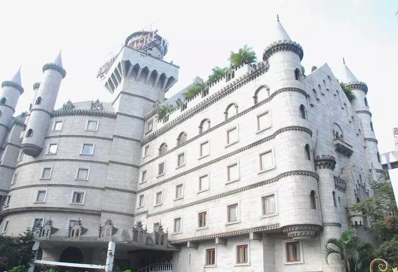 ホテル Amrutha Castle