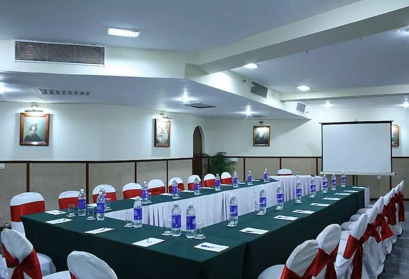 ホテル Amrutha Castle