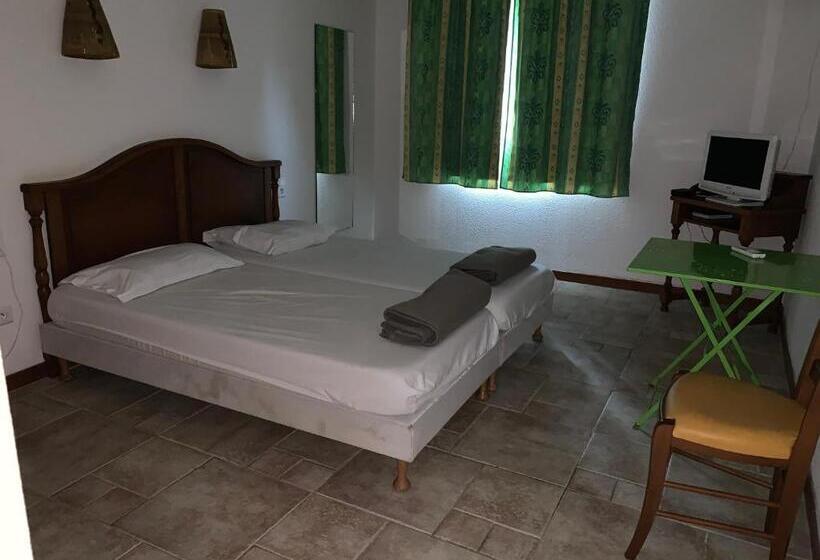 فندق Apart Hôtel Les 4 Sources