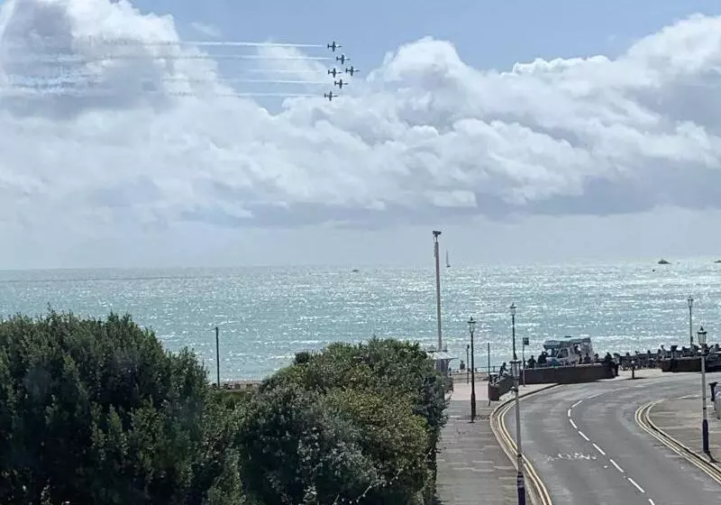 هتل Bay Lodge Guest House