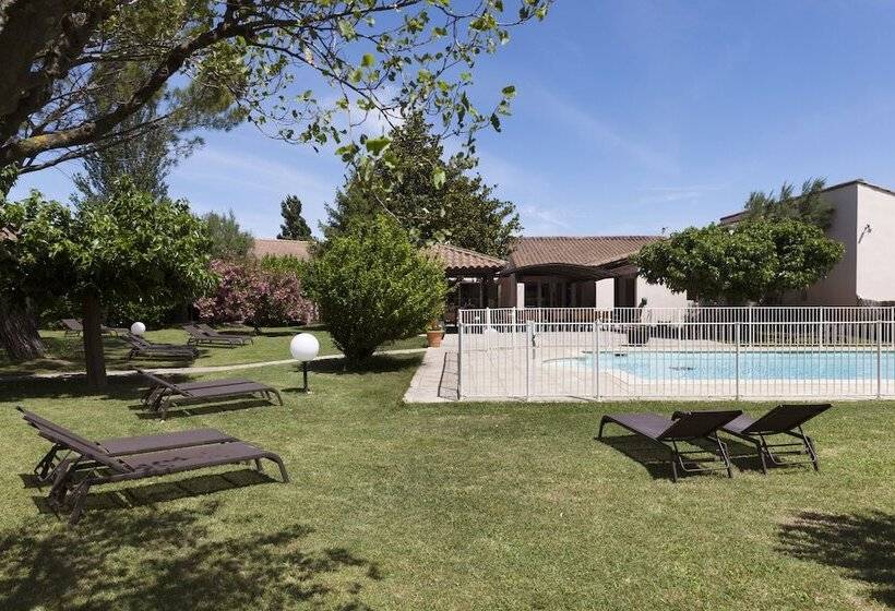 Hotel Golden Tulip Avignon Le Paradou