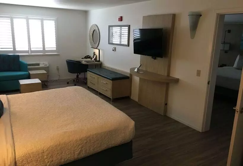 酒店 Best Western Plus Capitola By The Sea Inn & Suites