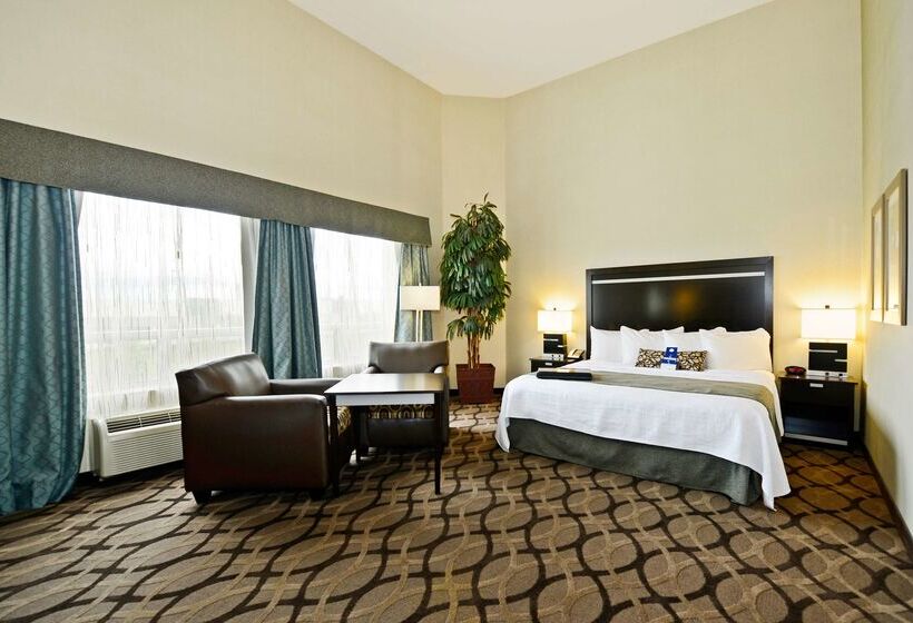 Best Western Plus Travel Hotel Toronto Airport