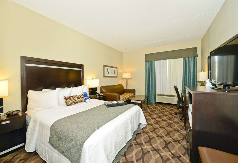 Best Western Plus Travel Hotel Toronto Airport