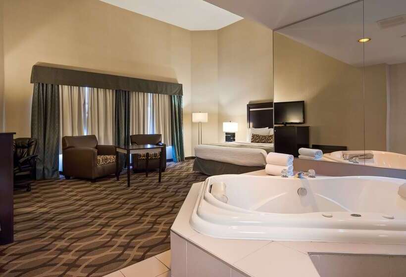 Best Western Plus Travel Hotel Toronto Airport