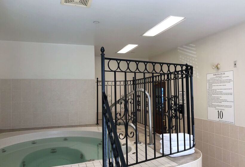 Best Western Plus Travel Hotel Toronto Airport