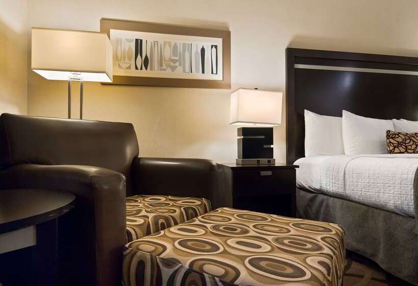 Best Western Plus Travel Hotel Toronto Airport