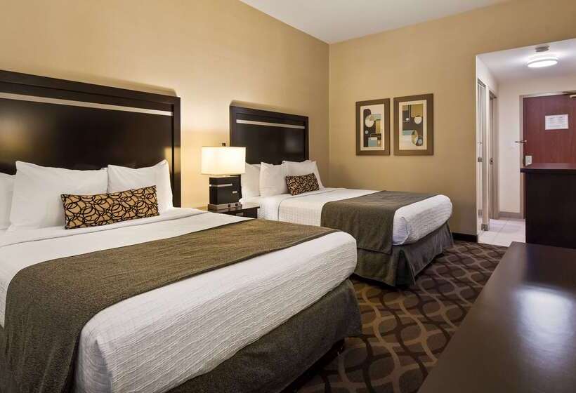 Best Western Plus Travel Hotel Toronto Airport