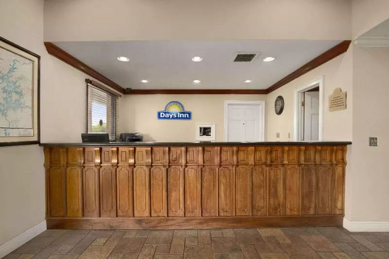 酒店 Days Inn By Wyndham Alexander City