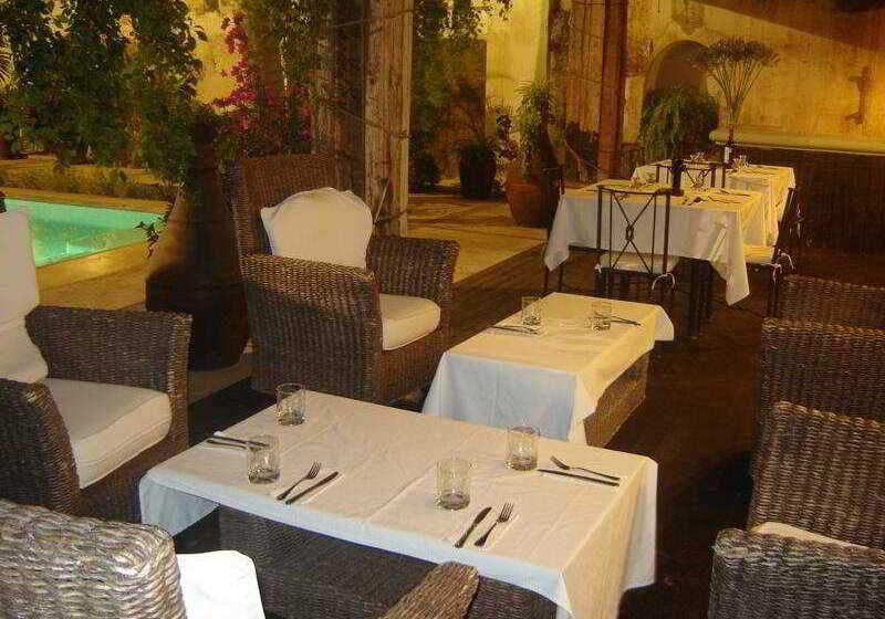 فندق De La Parra