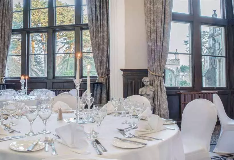 ホテル De Vere Tortworth Court