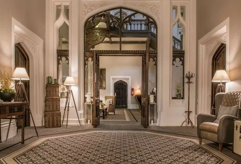 ホテル De Vere Tortworth Court