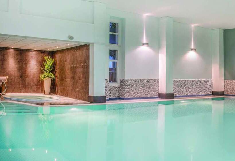 فندق De Vere Tortworth Court