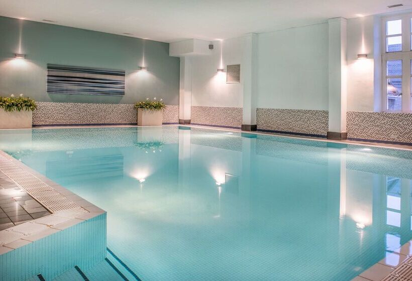 فندق De Vere Tortworth Court