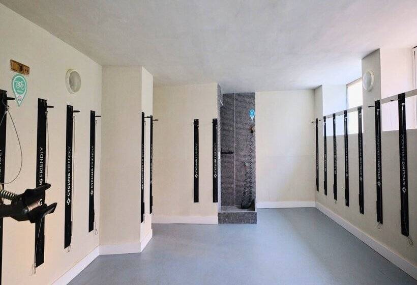 هتل Fenix Torremolinos Adults Only Recommended