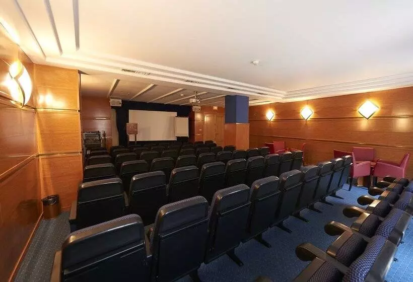 فندق Fenix Torremolinos  Adults Only Recommended