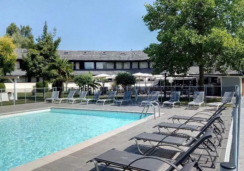 فندق Hôtel Le Cervolan