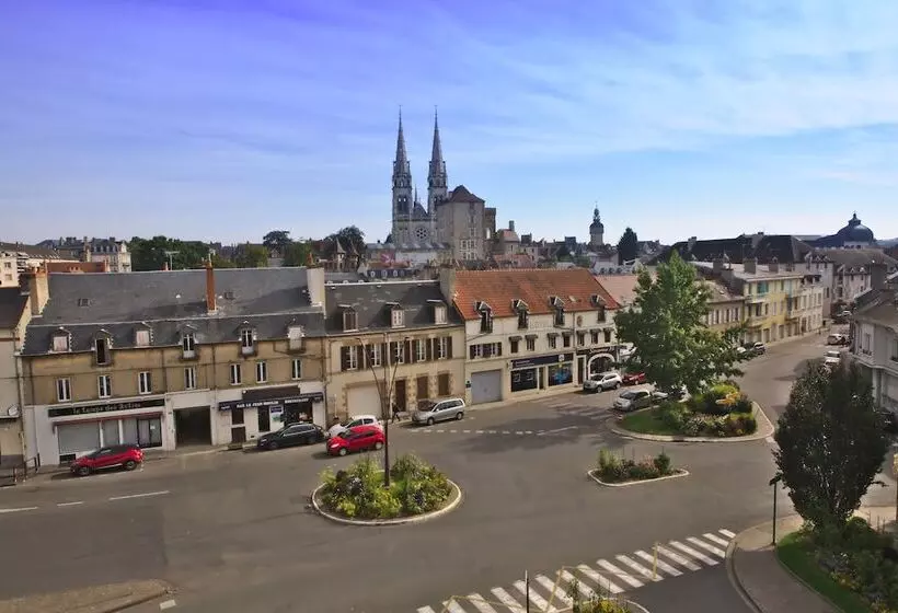 Отель Ibis Styles Moulins Centre