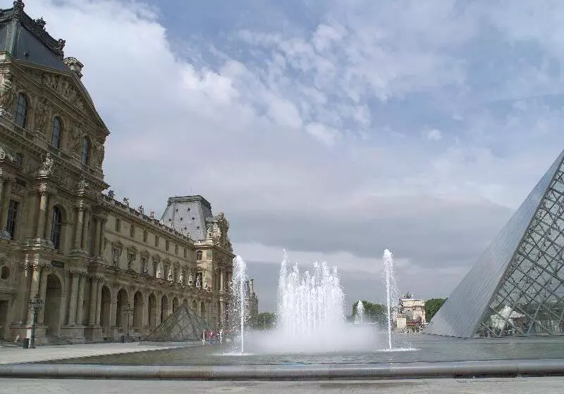 ホテル Ibis Styles Paris Eiffel Cambronne