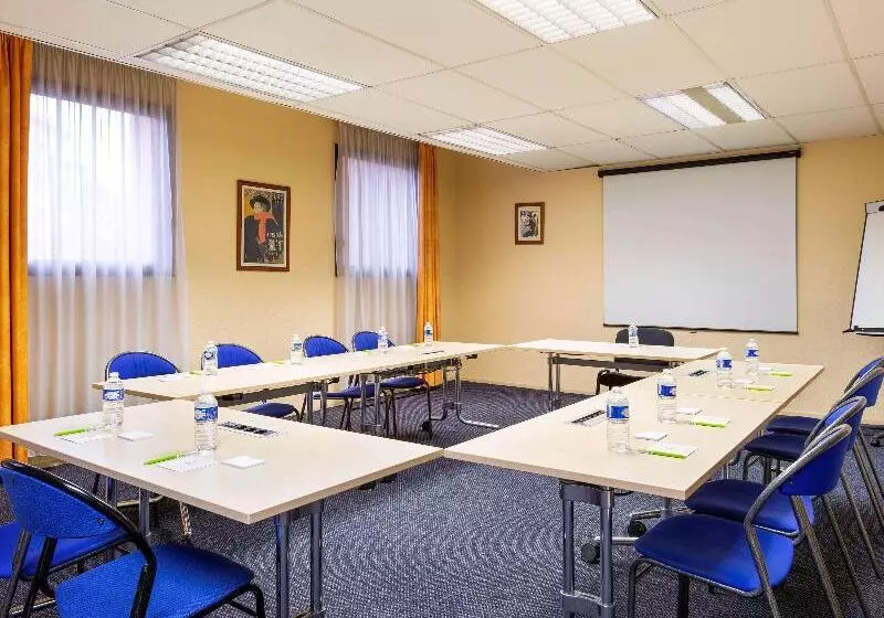 هتل Ibis Styles Toulouse Centre Canal Du Midi