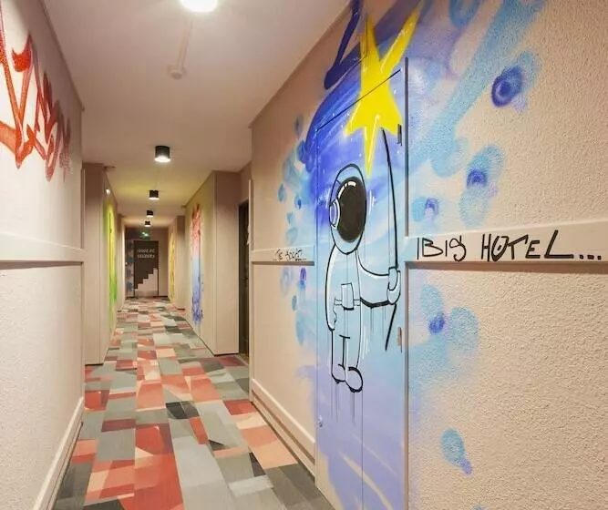 هتل Ibis Styles Toulouse Centre Canal Du Midi