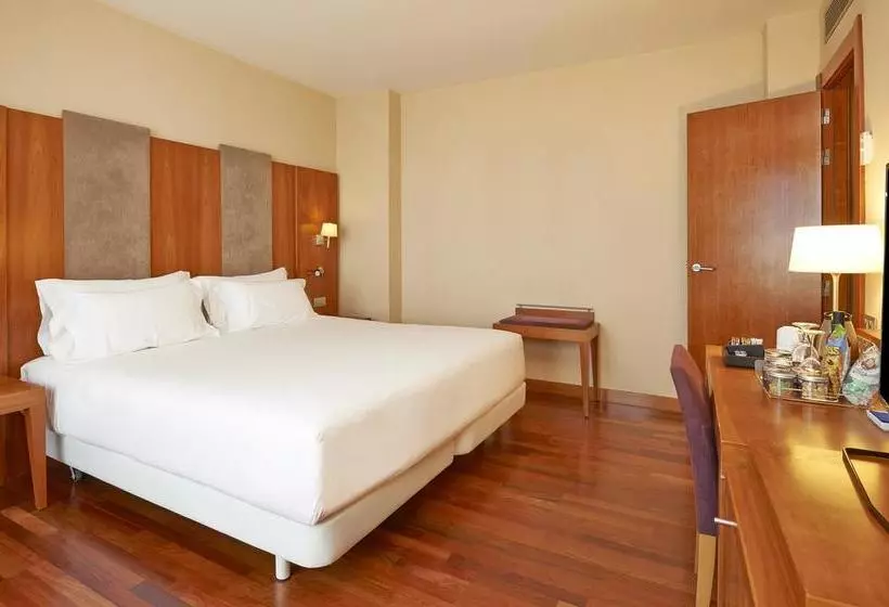 فندق Nh Ciudad De Almería