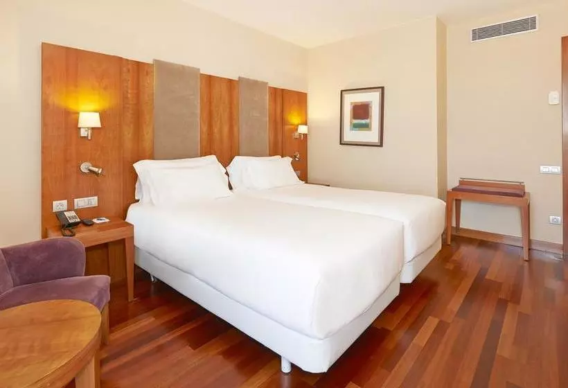 فندق Nh Ciudad De Almería