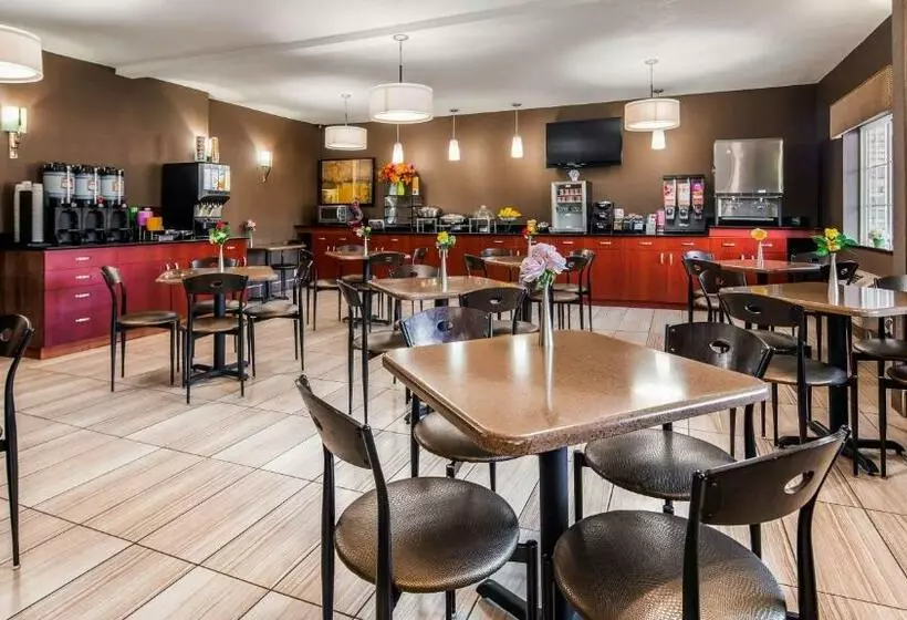 ホテル Old Mill Inn