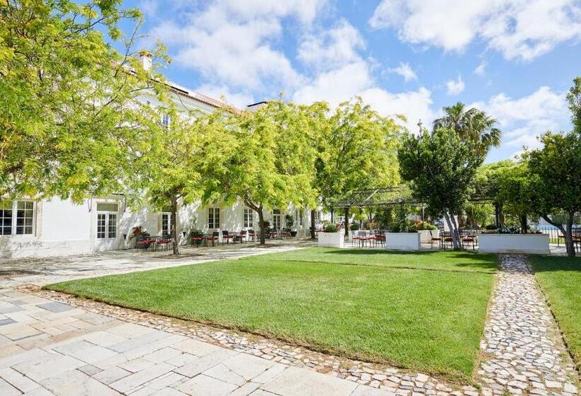 Отель Pateo Dos Solares Charm