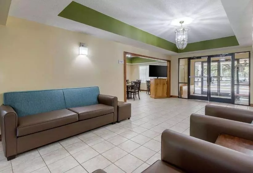 فندق Quality Inn