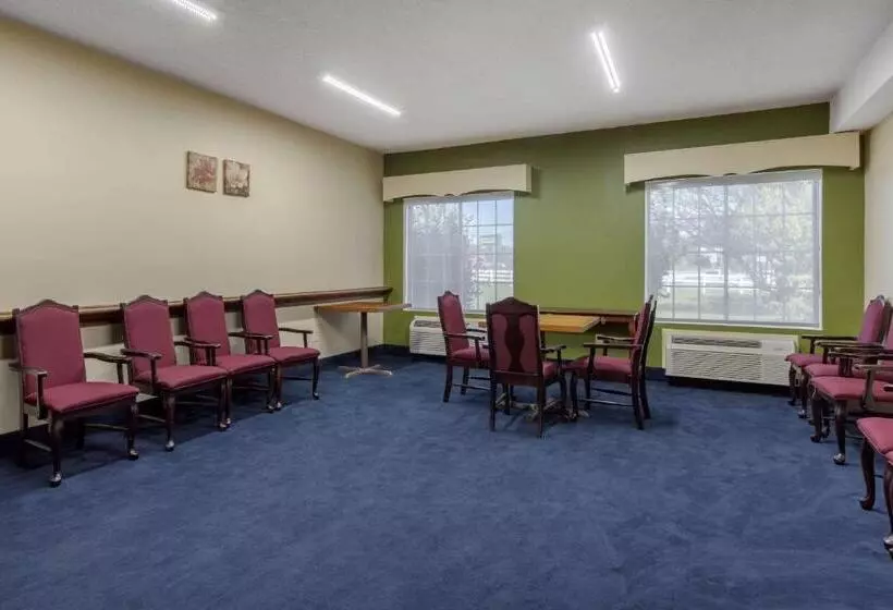 فندق Quality Inn