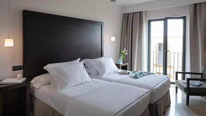 هتل Rey Alfonso X