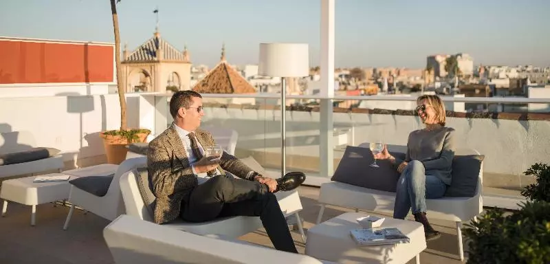 هتل Rey Alfonso X