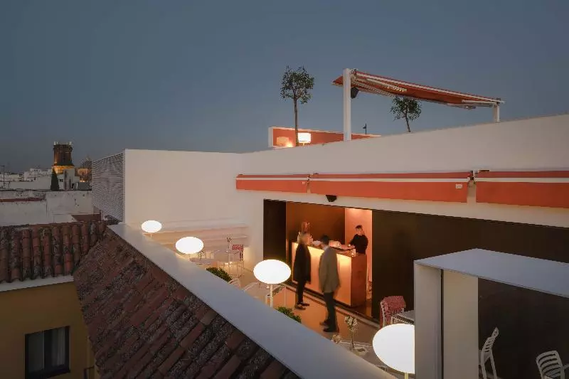 هتل Rey Alfonso X