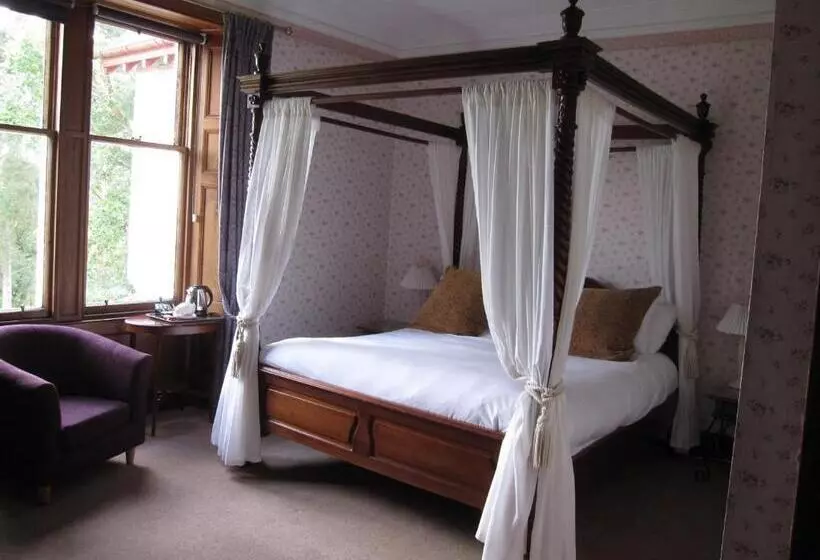 Сельский отель Dalrachney Lodge