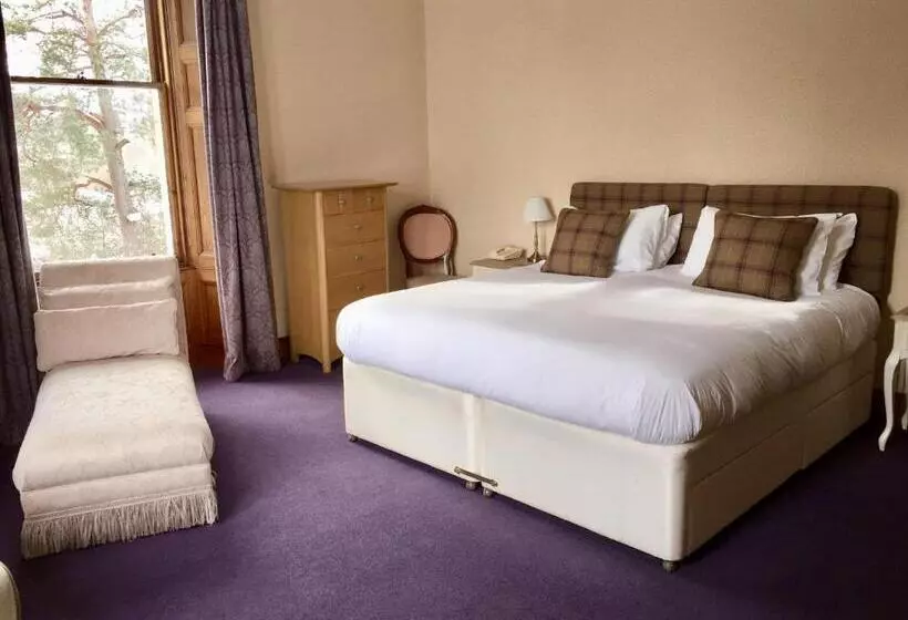 Сельский отель Dalrachney Lodge