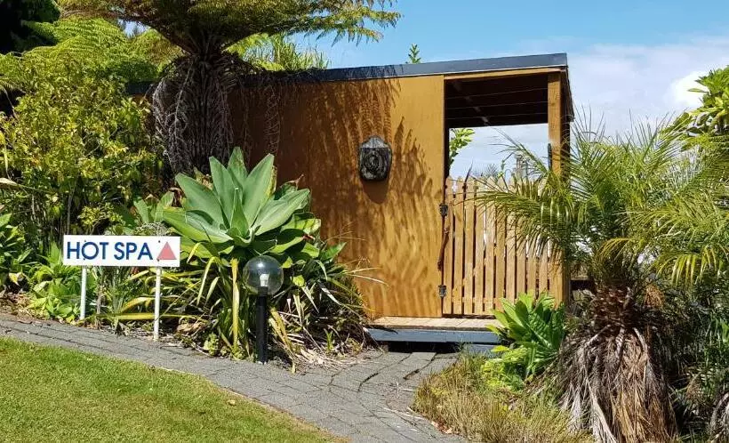 Aloha Seaview Resort Motel