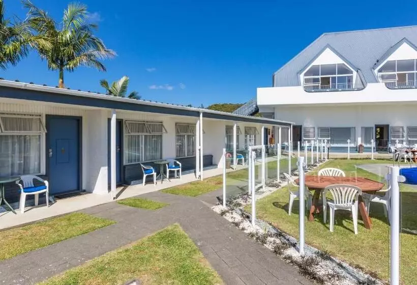 Aloha Seaview Resort Motel