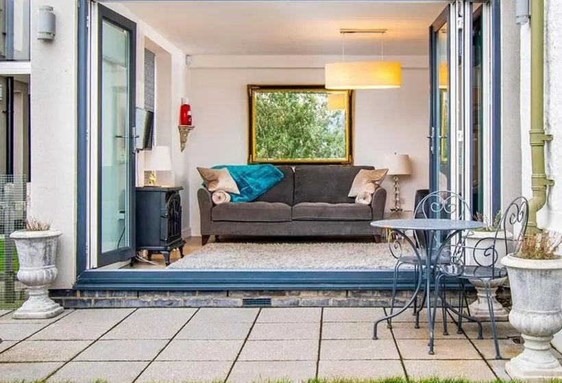 Number Eleven, Beautiful 5 Star Apartment In Deganwy