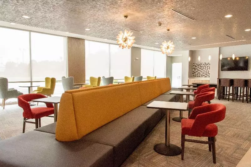 Hotelli La Quinta Inn & Suites By Wyndham Lake City