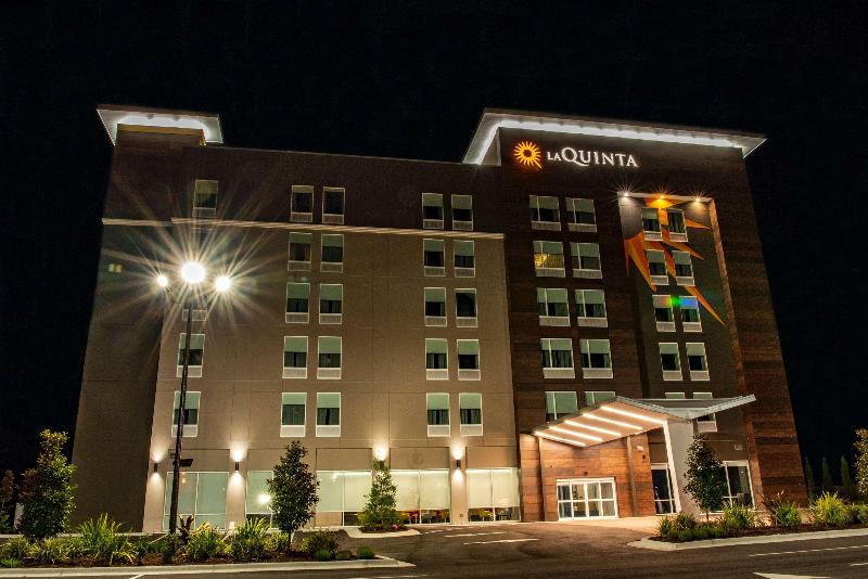 בית מלון כפרי La Quinta Inn & Suites By Wyndham Lake City