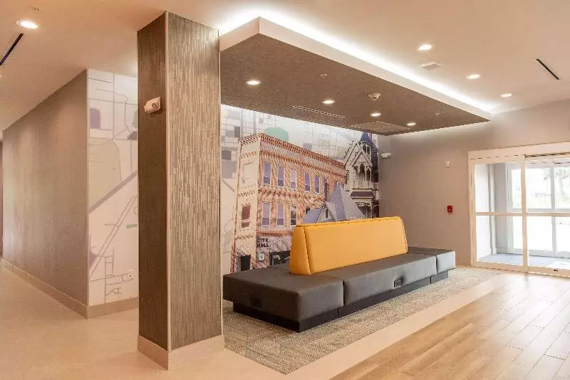 Hotelli La Quinta Inn & Suites By Wyndham Lake City