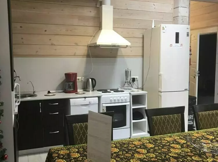 Kompleks Gostevyye Doma Barents