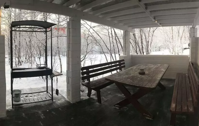 Kompleks Gostevyye Doma Barents