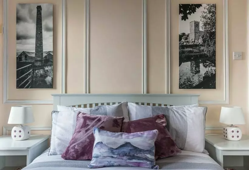 23 Hillsborough Road B&b