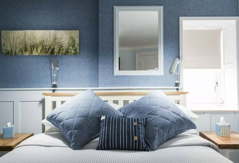 23 Hillsborough Road B&b