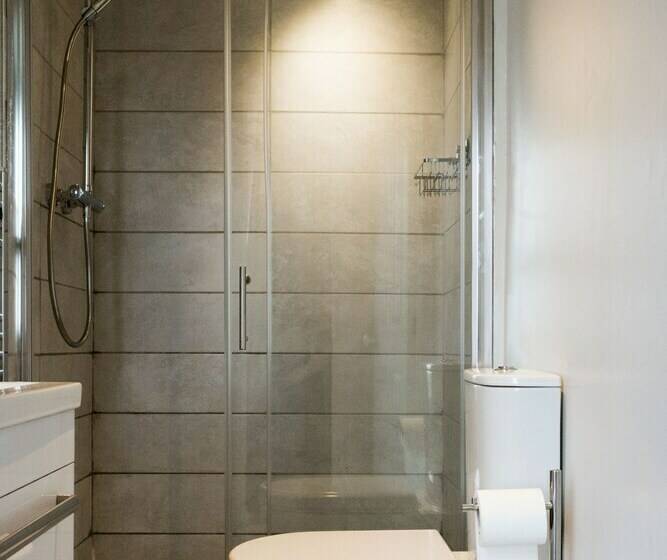 23 Hillsborough Road B&b